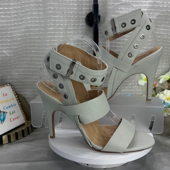 JOE'S KARI Shoes - (A) JOE'S KARI women's leather sandal Size 9